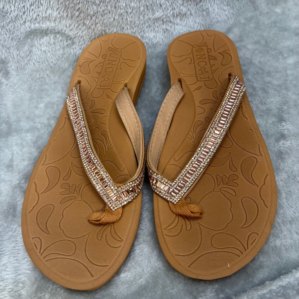 ONCAI Womens Tan Rhinestone‎ Embellished Flip Flop Sandals Size 9 Sparkly Bling